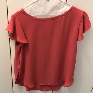 Women’s pink top